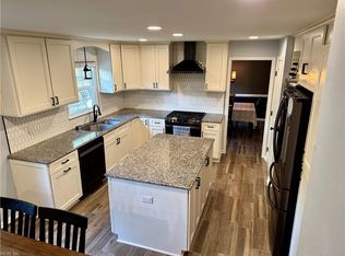 629 Old Dominion Rd, Yorktown, VA 23692