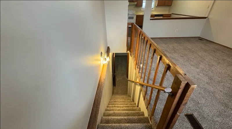2 bed, $975 — Photo 3