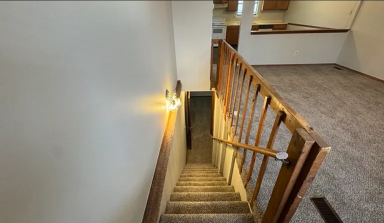 123 Ridgecrest Cir #B — Photo 3
