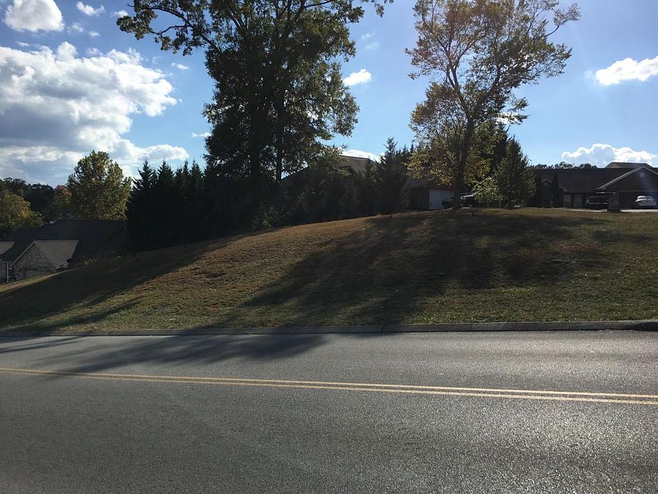 1st image of Wilcox St