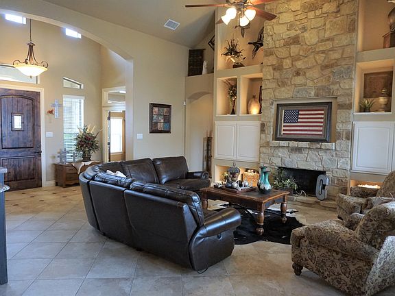 3rd image of 108 Copper Creek Dr
