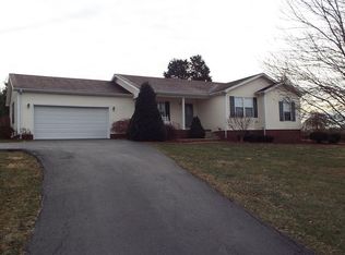 29 Cove Ln, Campbellsville, KY 42718