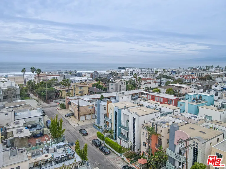 123 Galleon St #B — Photo 40