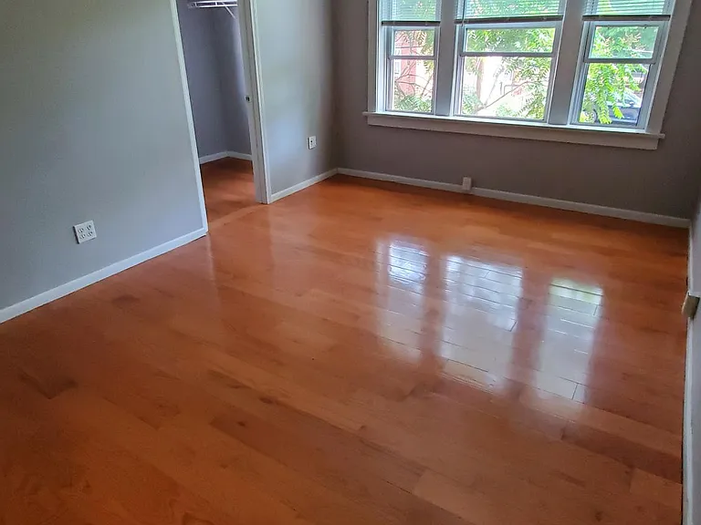 4433 Pershing Ave — Photo 11