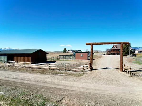 195 Road 3DX, Cody, WY 82414