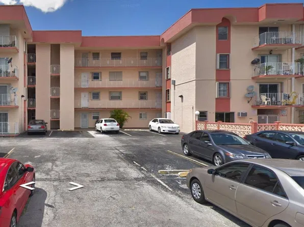 6820 W Flagler Street #308, Miami, FL 33144