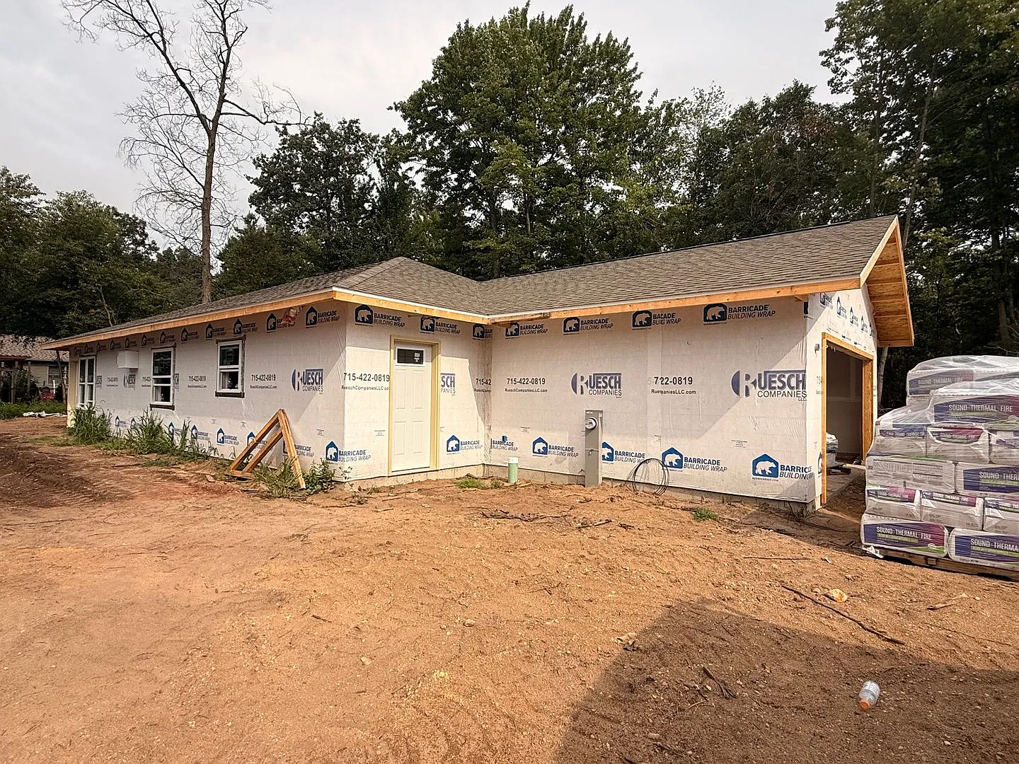 Brand New! 2 Bedroom Single Family Home — Photo 1
