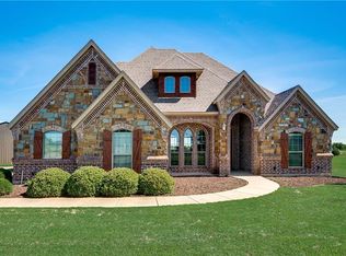 117 Mesquite Dr, Decatur, TX 76234