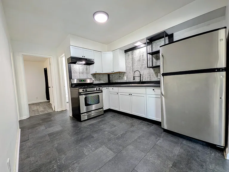 2705 Canterbury Ln #2705 — Photo 5