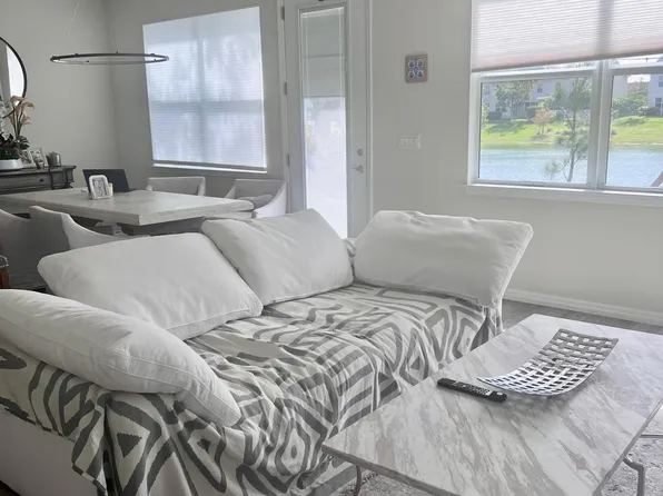 4924 Greenway Drive, Hollywood, FL 33021