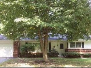 214 Julie Dr, Kankakee, IL 60901