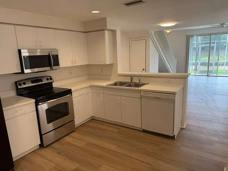 1348 Veracruz Ln #4-8 — Photo 4
