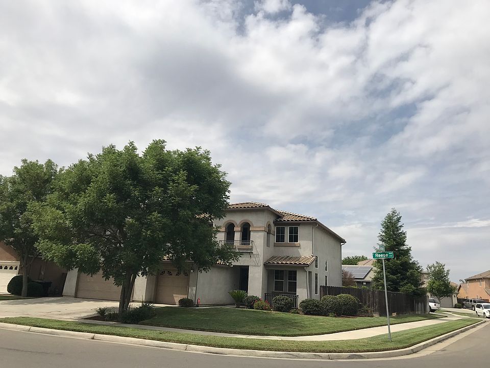1st image of 214 E Reese Ave