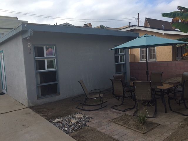 2nd image of 120 Camarillo Ave