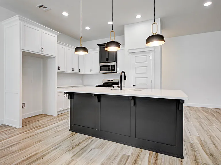 3027 Pescara Dr — Photo 21