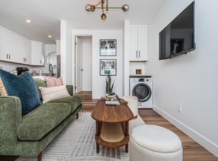 1011 3rd St #A, Coronado, CA 92118