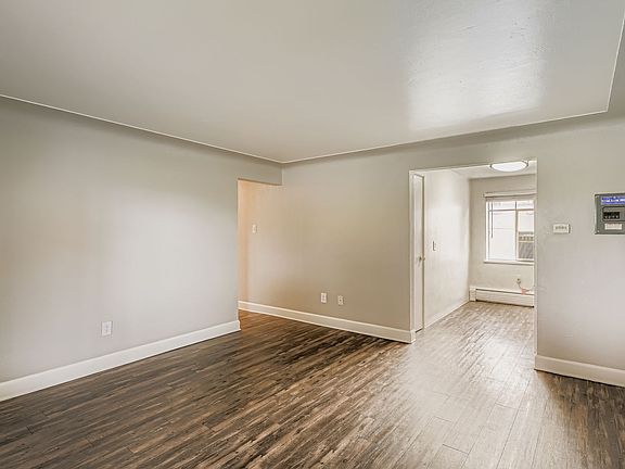 4th image of 3651 S Cherokee St #7