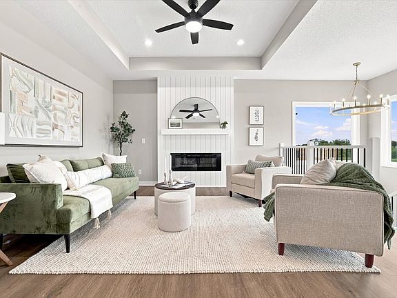 4th image of 1766 Tuscany Dr SE