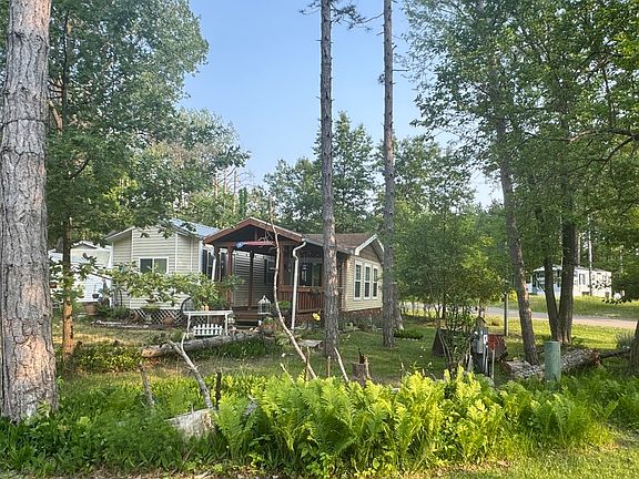 3rd image of 15-94 Woodhaven Lakes