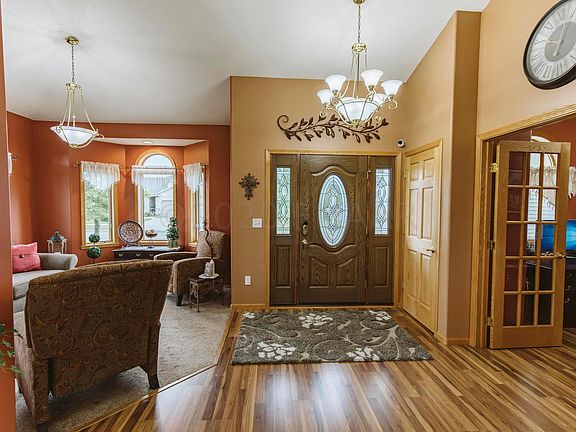 4th image of 3806 Westmoor Dr