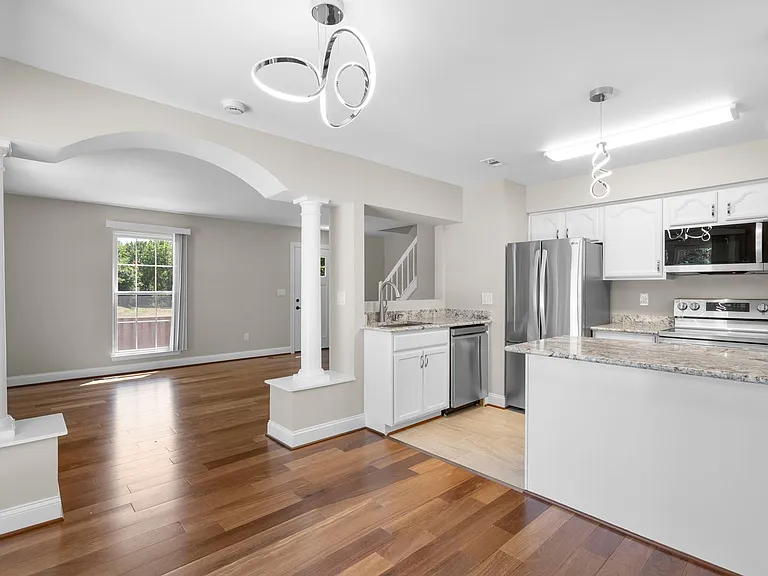 19306 Sandy Lake Dr — Photo 8