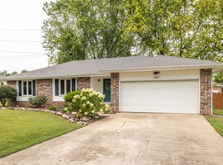 3537 E Regent St, Springfield, MO 65809