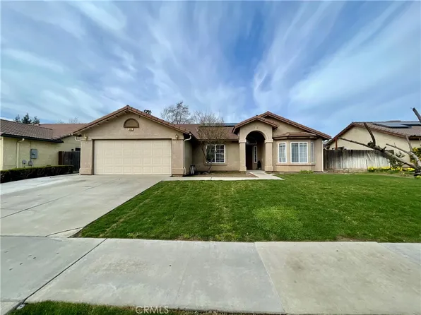 443 S Park Ave, Kerman, CA 93630