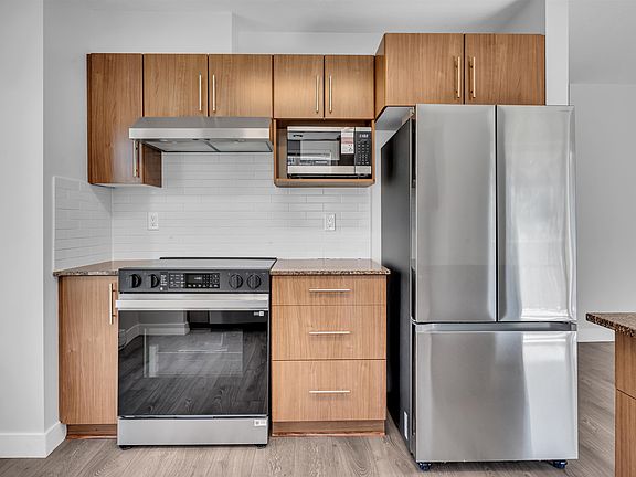 3rd image of 20038 70th Ave #6