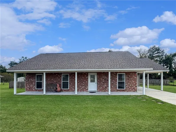 317 E Spillman St, Gonzales, LA 70737