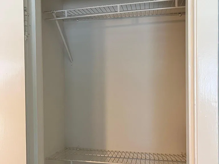319 S Kenwood Ln #1 — Photo 14