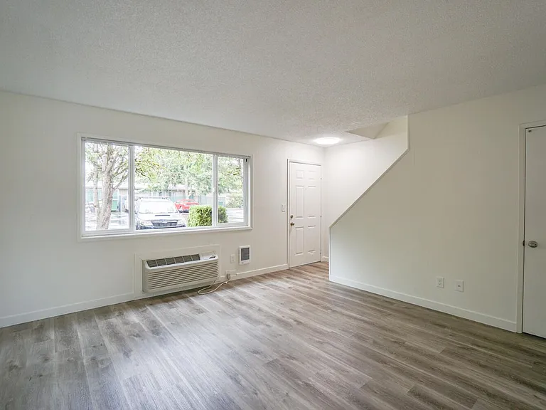 5128-5218 SW Franklin Ave — Photo 49