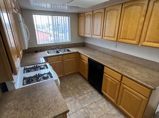 301 15th St, Huntington Beach, CA 92648