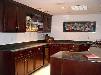 Basement wet bar