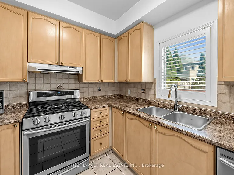 5088 Forestwalk Cir — Photo 15