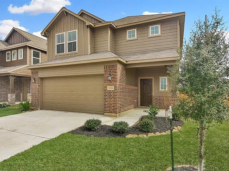2323 Honey Heights Ln — Photo 1