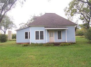 13823 W 1650th Rd, Centerville, KS 66014