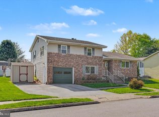 608 Frances Dr, Harrisburg, PA 17109