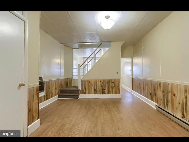 317 N Pine St — Photo 6