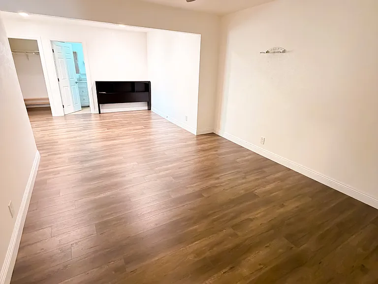 1521 W Kimberly Ave — Photo 7