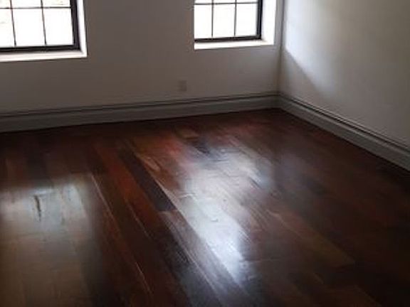 2nd image of 668B Halsey St