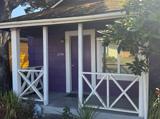 236 W 2nd St, Yachats, OR 97498