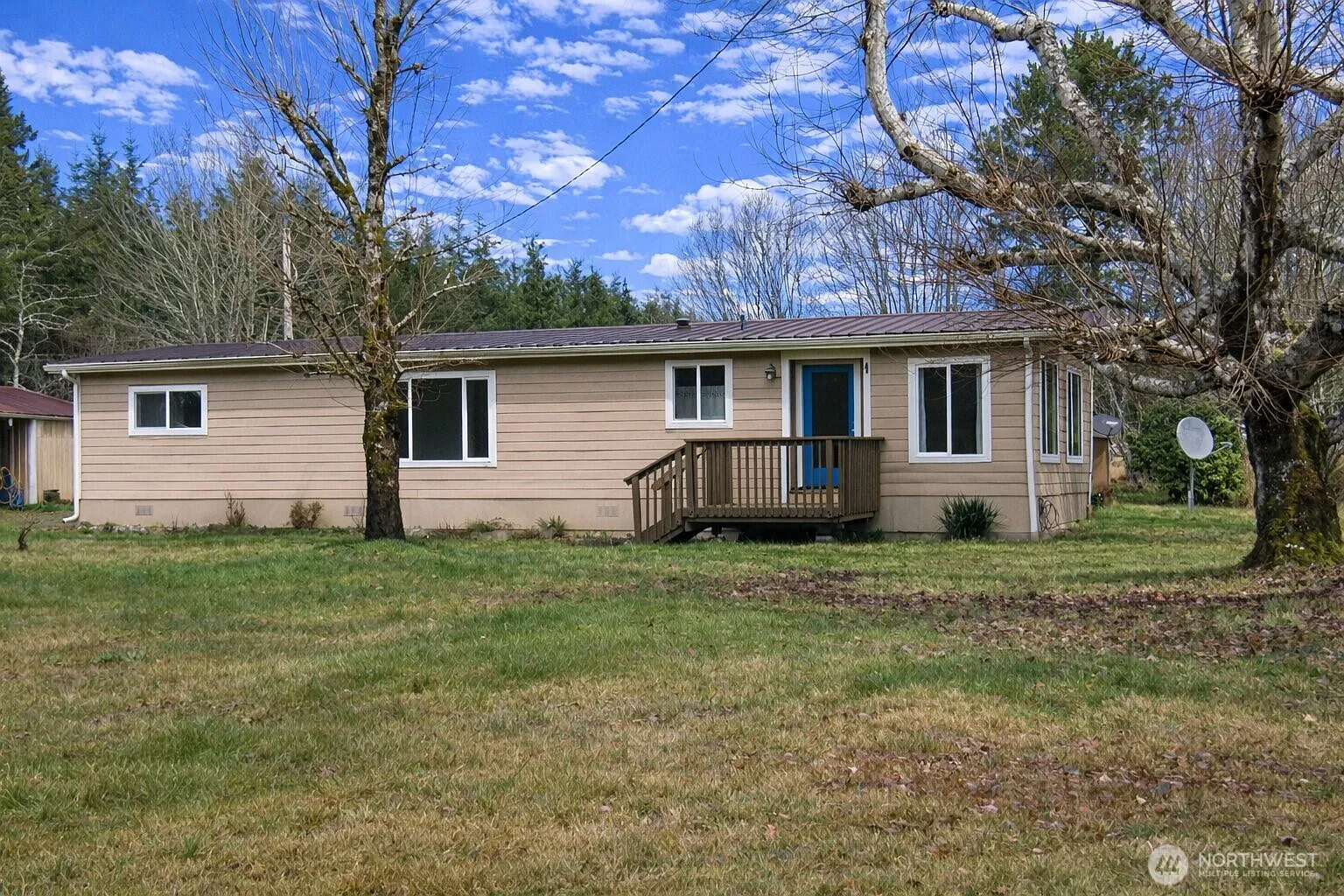 218 Bowes Road photo 1