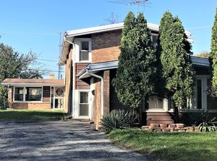 3028 S 24th Ave, Broadview, IL 60155