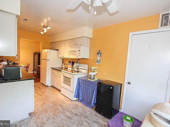 5th image of 20171 Locustdale Dr #266