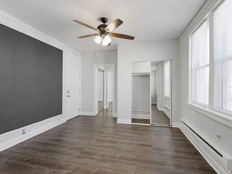 The Kenmore on Edgewater — Photo 85
