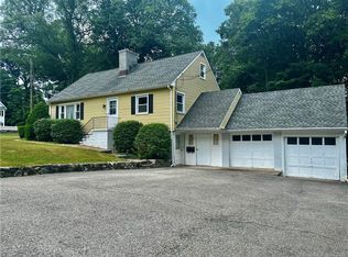 6 Down River Rd, New Canaan, CT 06840