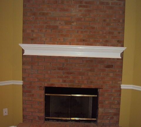 4th image of 6575 Fox Chase Dr
