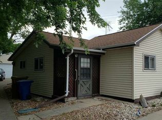 86 Abby Ave, Menasha, WI 54952