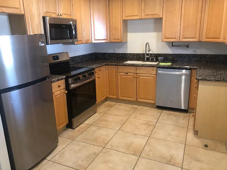 4555 Clairemont Dr — Photo 1
