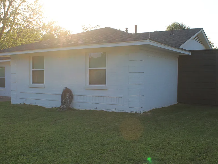 2533 Mark Dr — Photo 52
